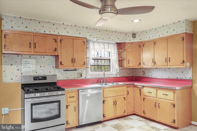 3510 SWANN RD, Suitland, MD 20746