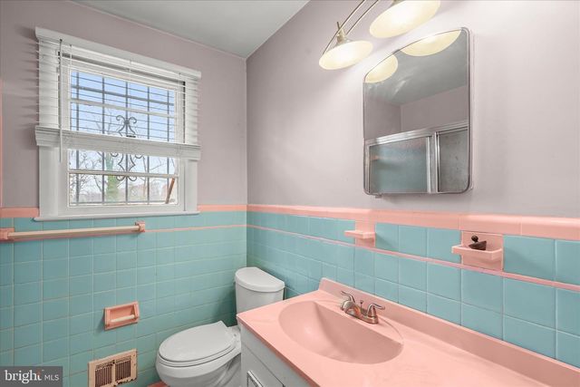 3510 SWANN RD, Suitland, MD 20746