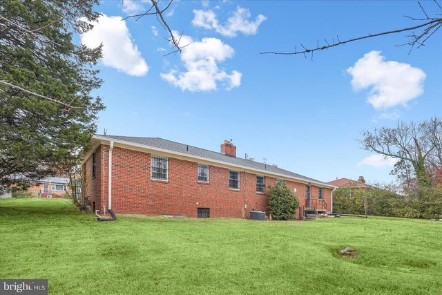 3510 SWANN RD, Suitland, MD 20746