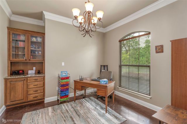 6300 Sand Hill Avenue, Shreveport, LA 71107
