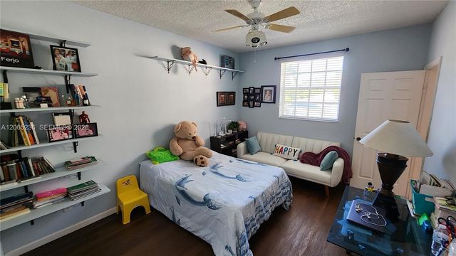 10702 Pelican Drive, Wellington, FL 33414