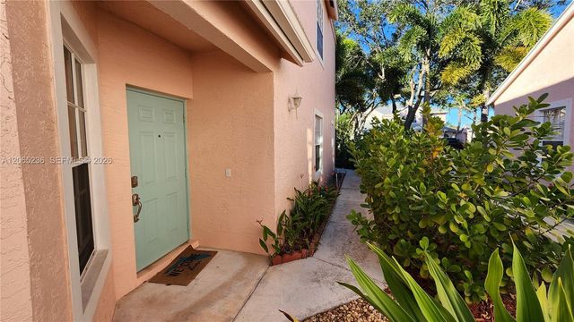10702 Pelican Drive, Wellington, FL 33414