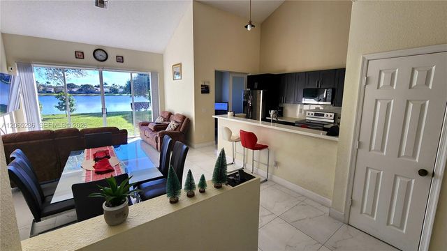 10702 Pelican Drive, Wellington, FL 33414