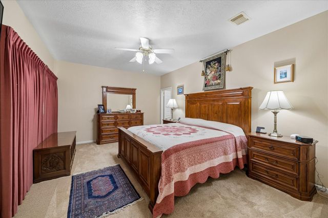 2102 Grand Mesa Drive, Kingwood, TX 77345