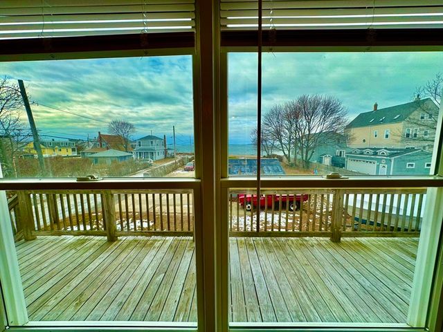 7 J Street Year Round top floor, Hull, MA 02045