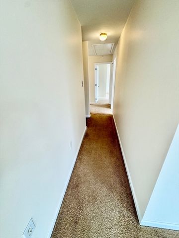 7 J Street Year Round top floor, Hull, MA 02045