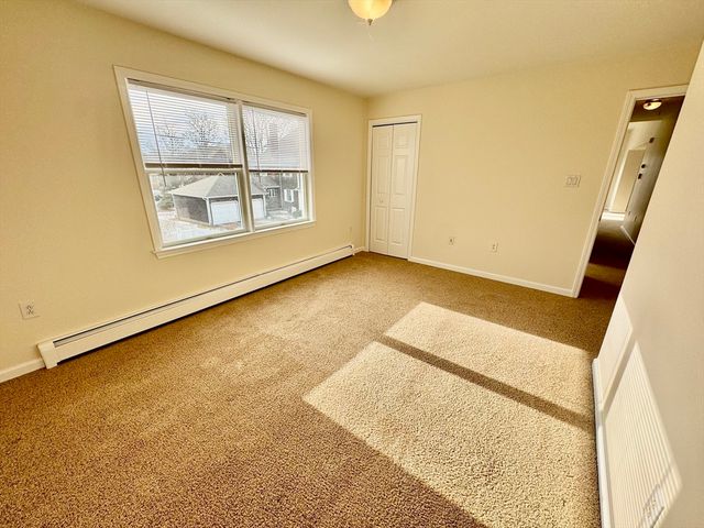 7 J Street Year Round top floor, Hull, MA 02045