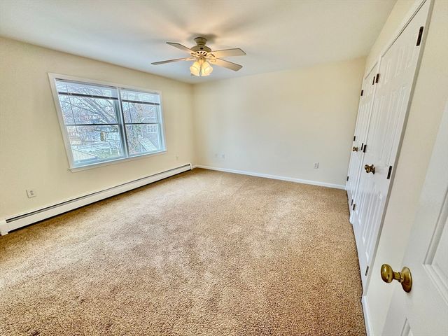 7 J Street Year Round top floor, Hull, MA 02045