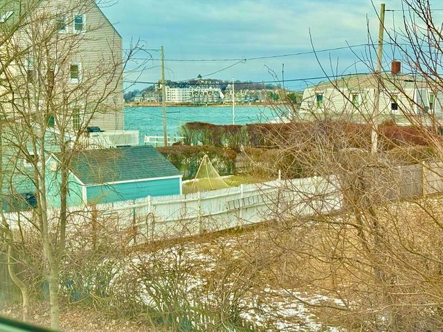 7 J Street Year Round top floor, Hull, MA 02045