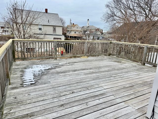 7 J Street Year Round top floor, Hull, MA 02045