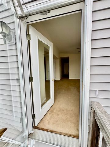 7 J Street Year Round top floor, Hull, MA 02045