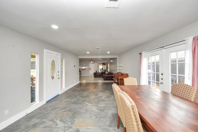 2443 Lauder Road, Houston, TX 77039