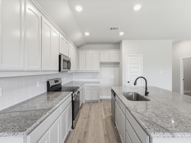 1541 Dresser Street, Graham, TX 76450