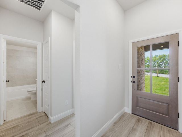 1541 Dresser Street, Graham, TX 76450