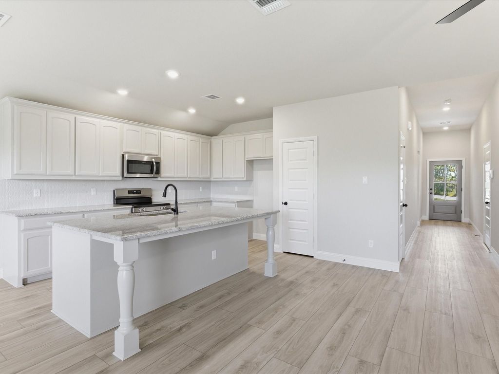 1541 Dresser Street, Graham, TX 76450
