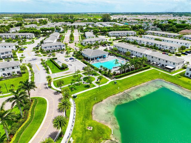 1867 SE 26th Ter, Homestead, FL 33035