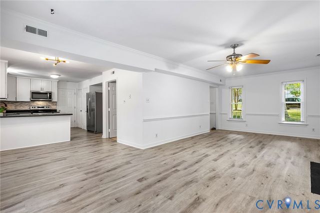 2206 Turtle Hill Ln, Midlothian, VA 23112