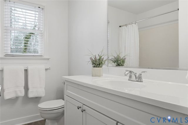 2206 Turtle Hill Ln, Midlothian, VA 23112