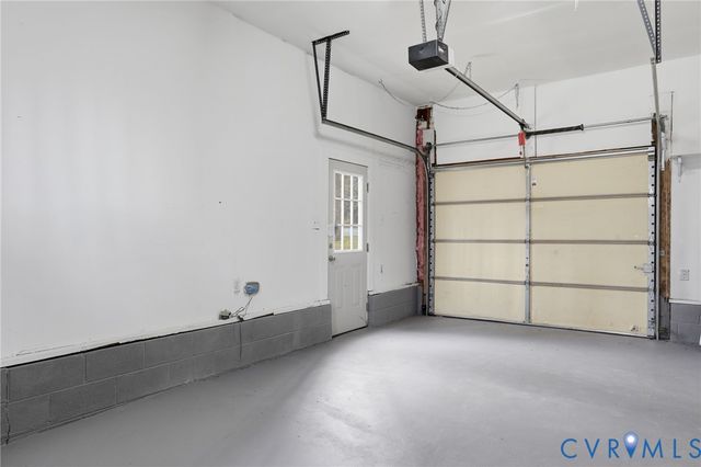 2206 Turtle Hill Ln, Midlothian, VA 23112