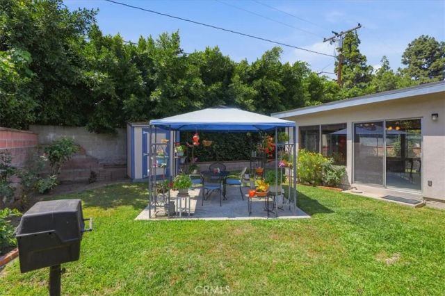 9155 Arrington Avenue, Downey, CA 90240