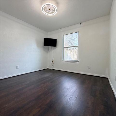 6526 Paris Street, Houston, TX 77021