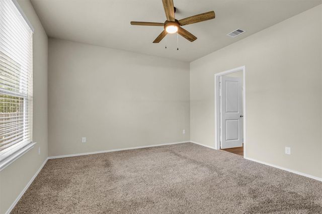 910 Cherokee Drive, Montgomery, TX 77316