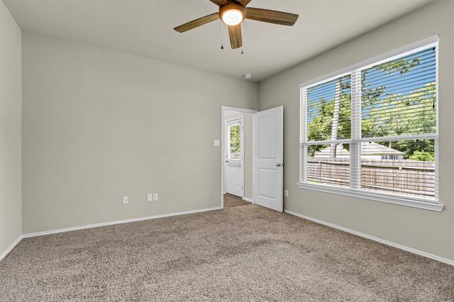 910 Cherokee Drive, Montgomery, TX 77316