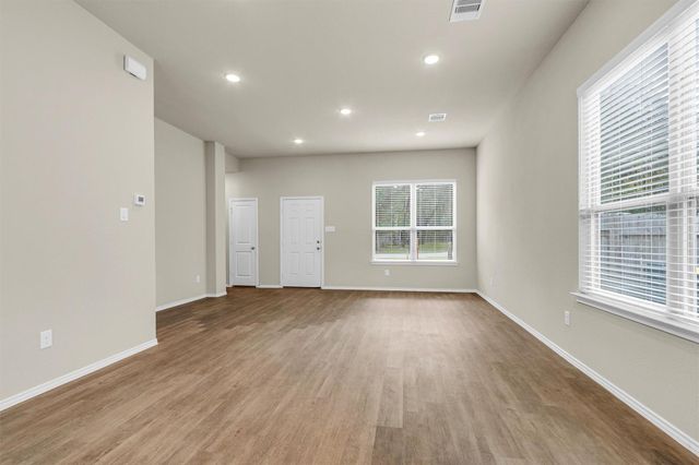 910 Cherokee Drive, Montgomery, TX 77316