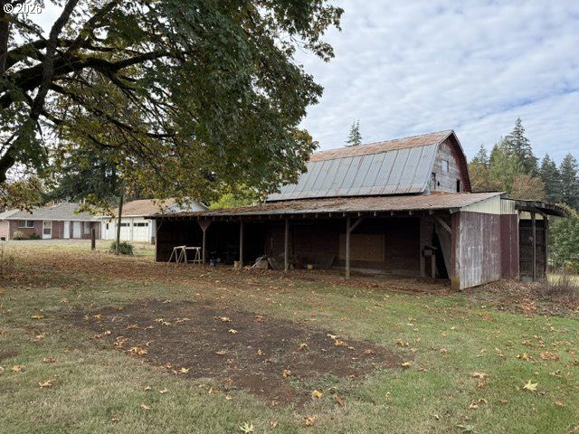37675 Se HUDSON Rd, Boring, OR 97009