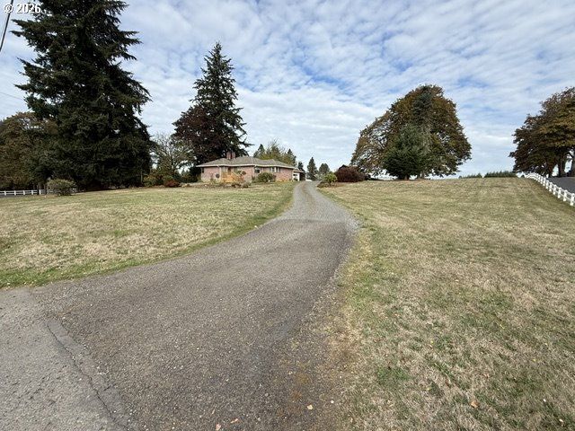 37675 Se HUDSON Rd, Boring, OR 97009