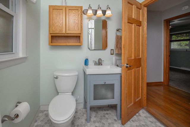 4423 S 61st STREET, Greenfield, WI 53220