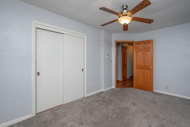 4423 S 61st STREET, Greenfield, WI 53220
