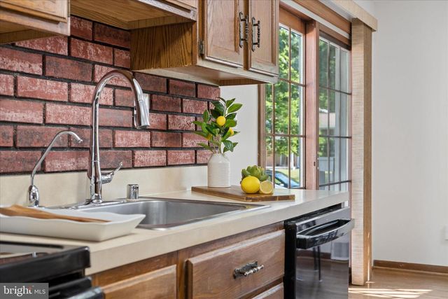 4711 MILTFRED TER, Rockville, MD 20853