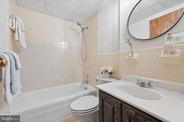 4711 MILTFRED TER, Rockville, MD 20853