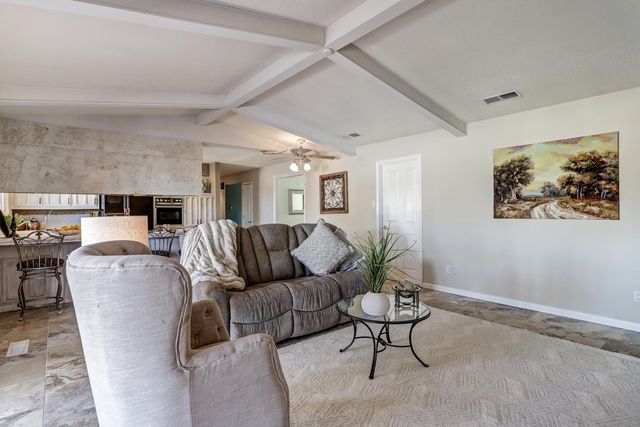 9909 Lorelei Lane NE, Albuquerque, NM 87111