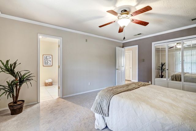 9909 Lorelei Lane NE, Albuquerque, NM 87111