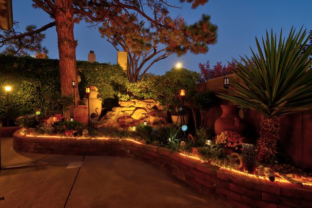 9909 Lorelei Lane NE, Albuquerque, NM 87111