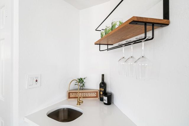 3300 Westview Avenue, West Palm Beach, FL 33407