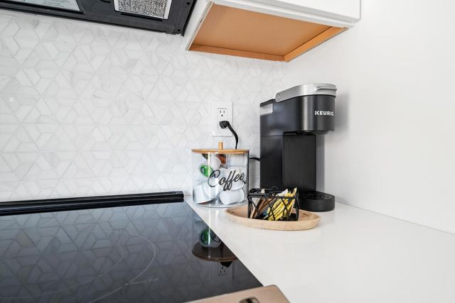 3300 Westview Avenue, West Palm Beach, FL 33407