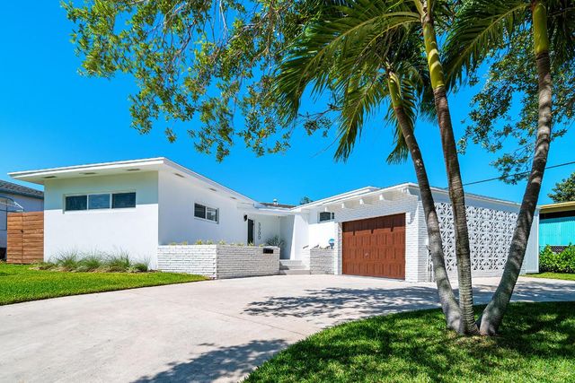 3300 Westview Avenue, West Palm Beach, FL 33407