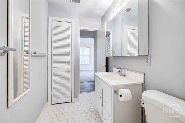 10 Scuppers Court, Savannah, GA 31410