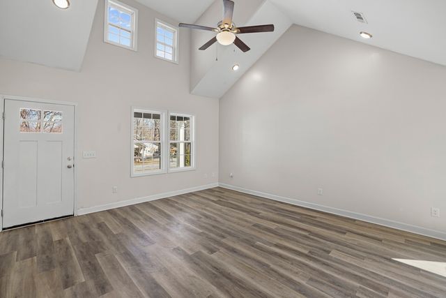 294 Morton Ave, Gallatin, TN 37066