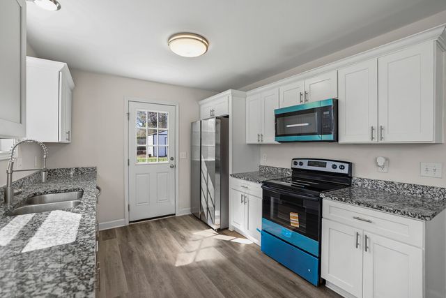 294 Morton Ave, Gallatin, TN 37066