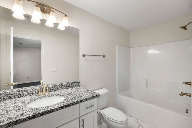 294 Morton Ave, Gallatin, TN 37066