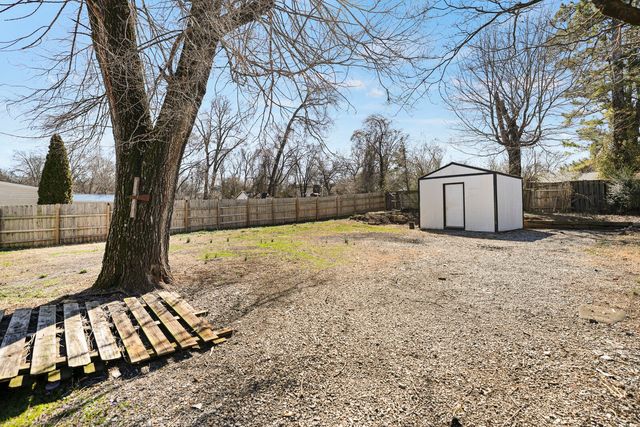 294 Morton Ave, Gallatin, TN 37066