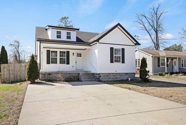 294 Morton Ave, Gallatin, TN 37066