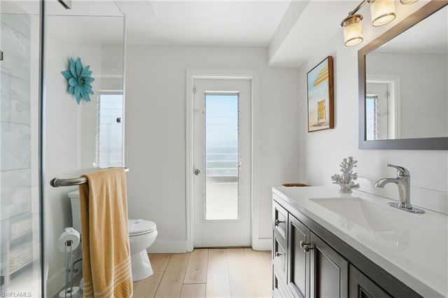 1432 Wellington CT, Cape Coral, FL 33904