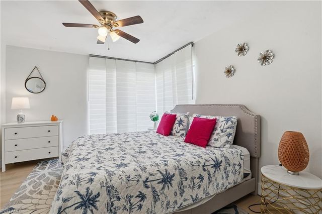 1432 Wellington CT, Cape Coral, FL 33904