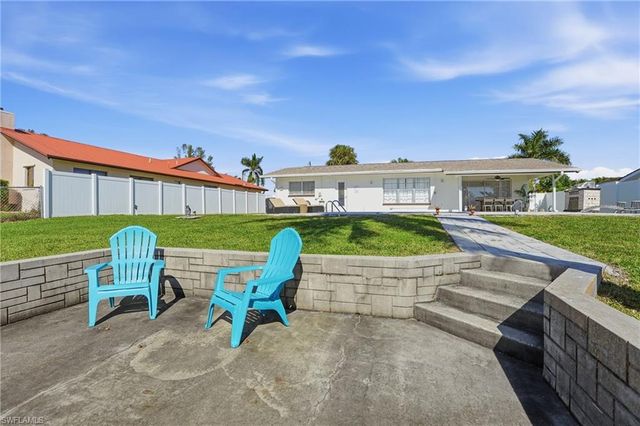 1432 Wellington CT, Cape Coral, FL 33904