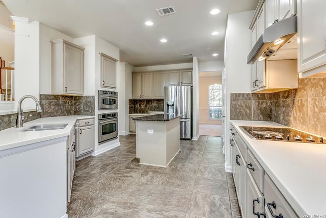 19218 BRANNAN BLF, San Antonio, TX 78258